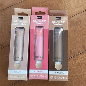 b.pure Glow Up Makeup Set - Highlighter, Blush, Contour